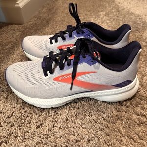 Brooks Launch 8
